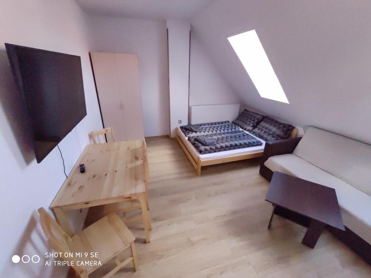 Apartmany Opolany Εξωτερικό φωτογραφία
