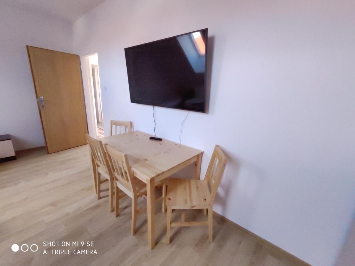 Apartmany Opolany Εξωτερικό φωτογραφία