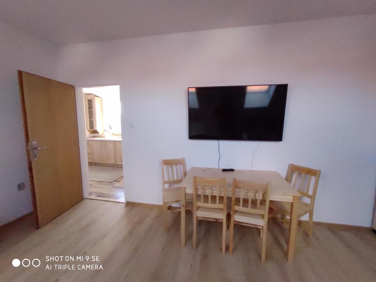Apartmany Opolany Εξωτερικό φωτογραφία