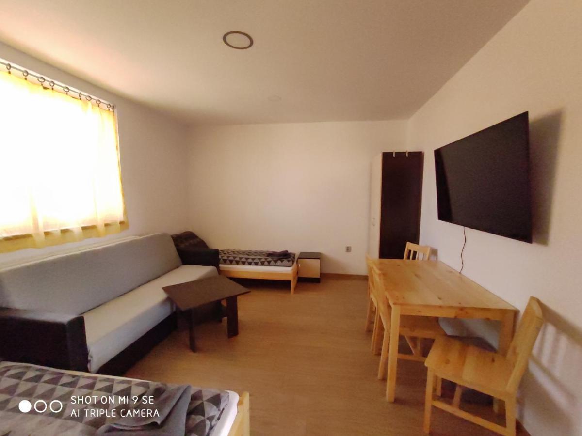 Apartmany Opolany Εξωτερικό φωτογραφία